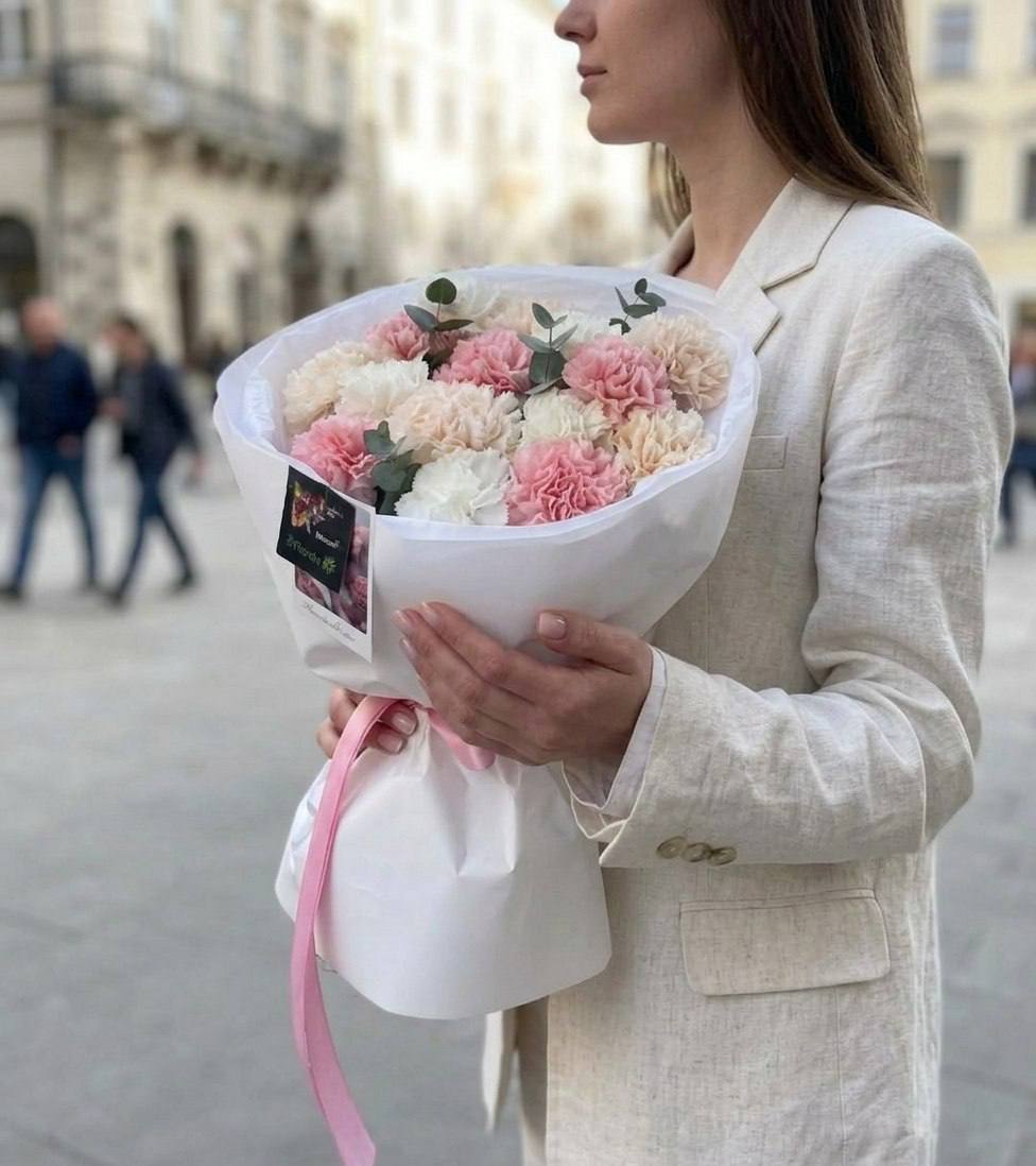 Моно-букет из 15 диантусов